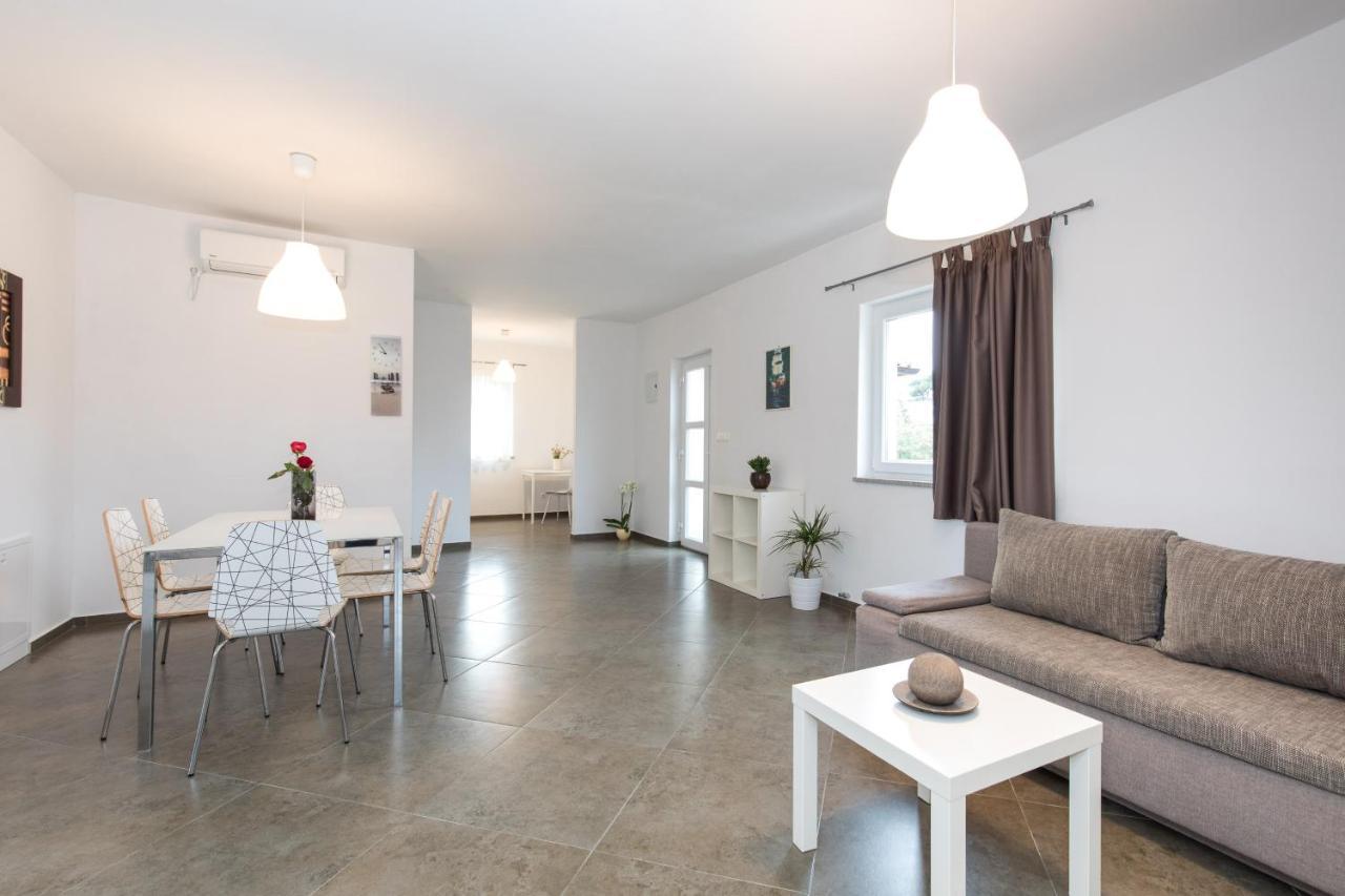 Apartamento Laura Krk Krk Town